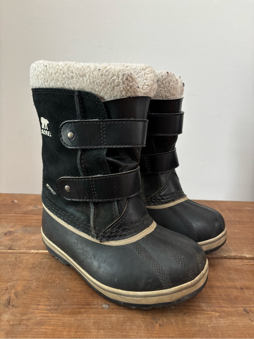 Sorel Kids Black Waterproof Winter Snow Boots Size 11
